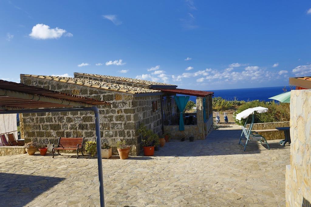 Isola di Ustica Case Vacanze La Cernia Bruna מראה חיצוני תמונה