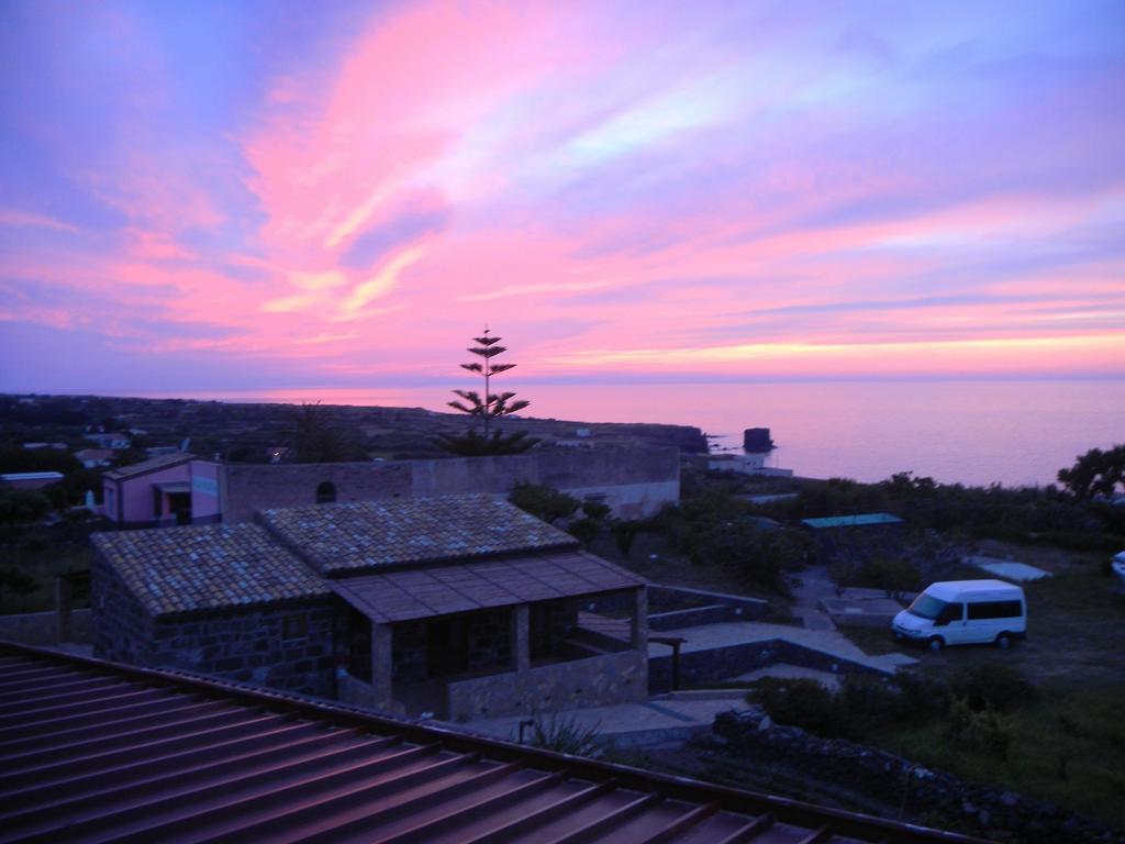 Isola di Ustica Case Vacanze La Cernia Bruna מראה חיצוני תמונה