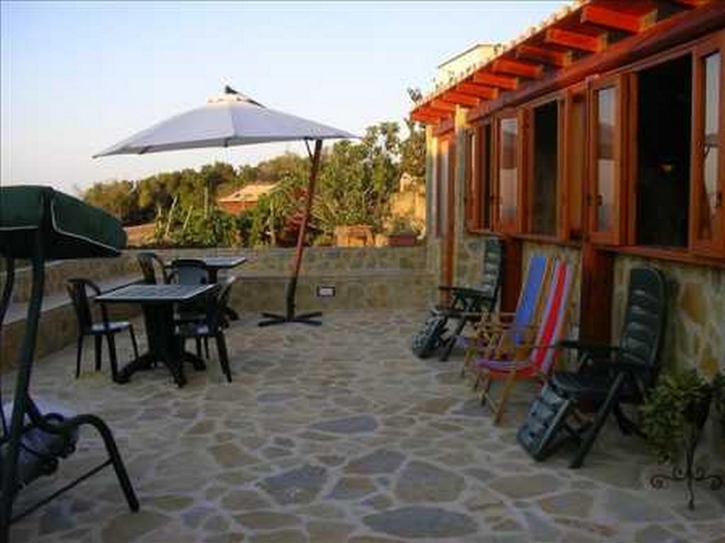 Isola di Ustica Case Vacanze La Cernia Bruna מראה חיצוני תמונה
