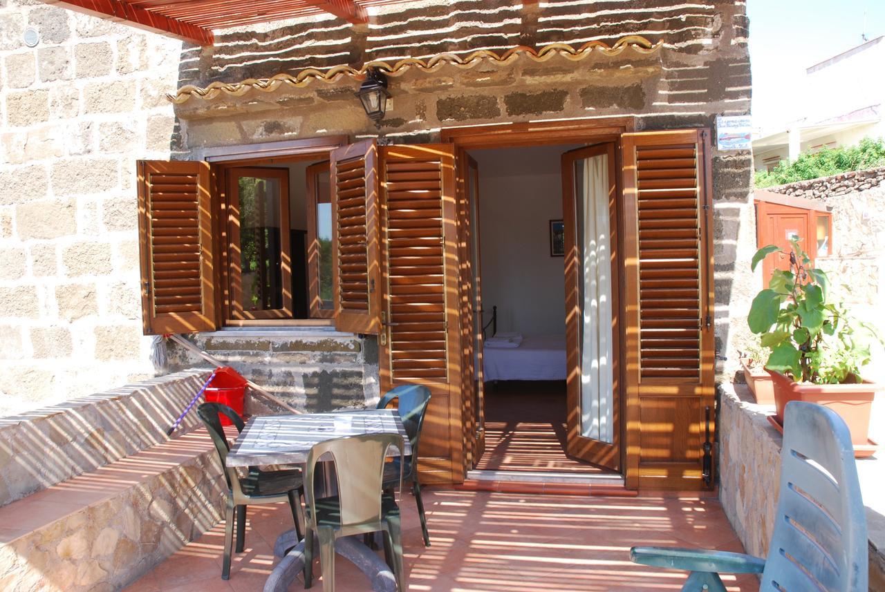 Isola di Ustica Case Vacanze La Cernia Bruna מראה חיצוני תמונה