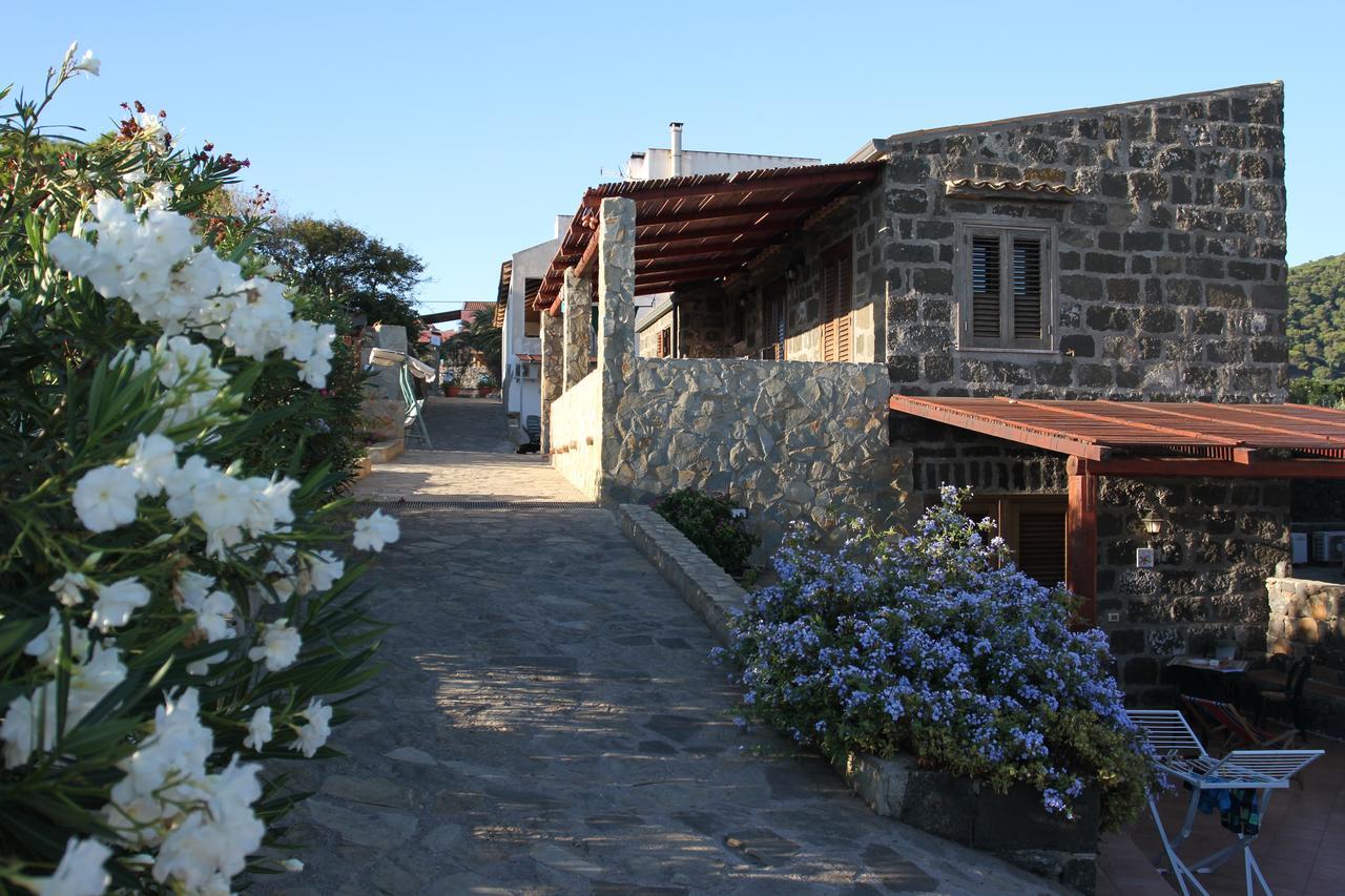 Isola di Ustica Case Vacanze La Cernia Bruna מראה חיצוני תמונה
